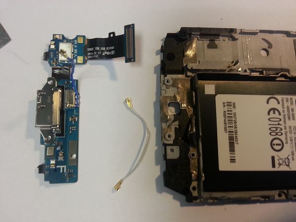 Guide de démontage et réparation du Samsung Galaxy S5 SM-G900F étape 76